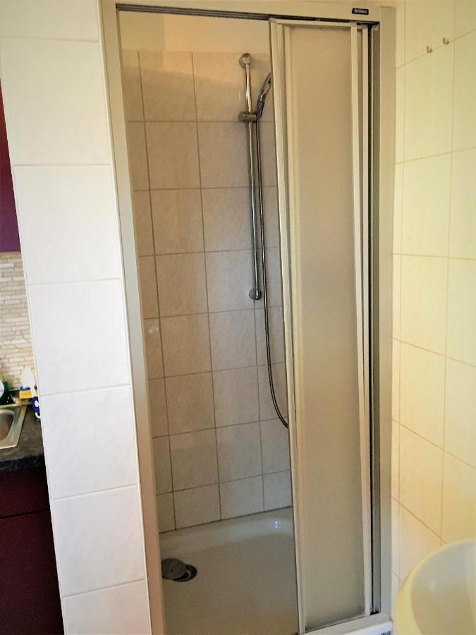 Studentenwohnung Apartment *